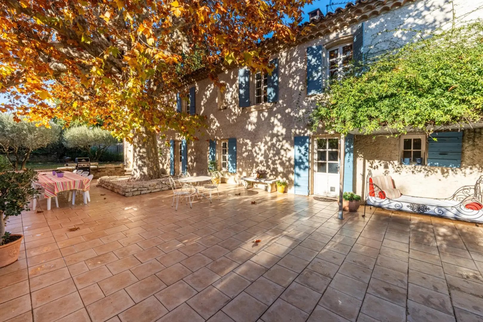 Appartement à vendre, 360m², Uzès