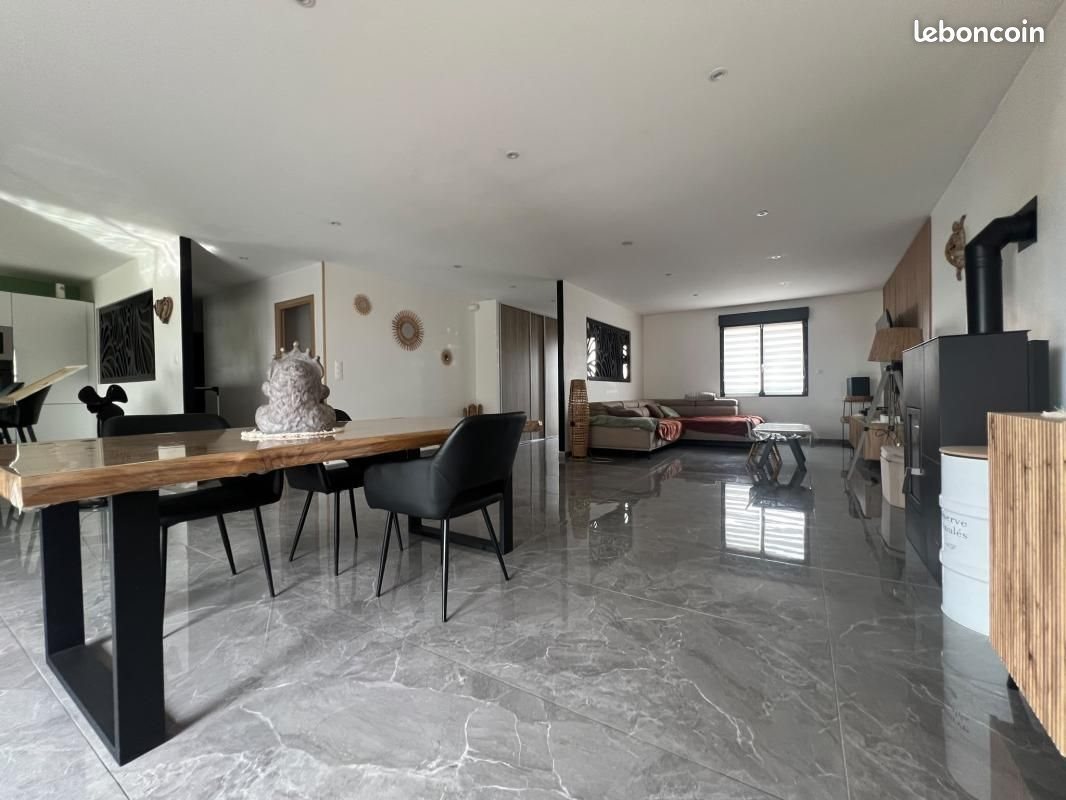 Maison à vendre, 139m², Hombleux