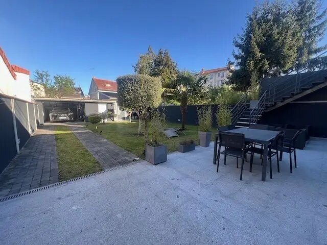 Maison à vendre, 122m², Bondy