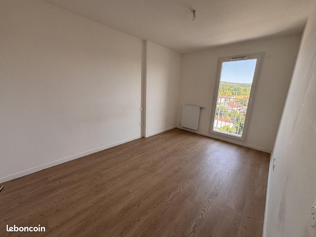 Appartement à louer, 65m², Beaumont-sur-Oise