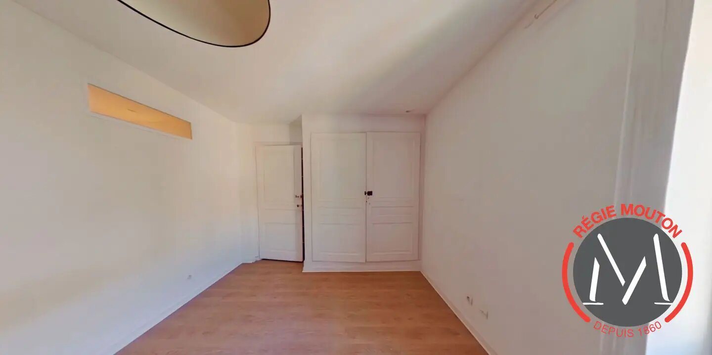 Appartement à louer, 52m², Sathonay-Village