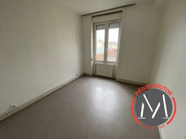 Appartement à louer, 26m², Saint-Étienne