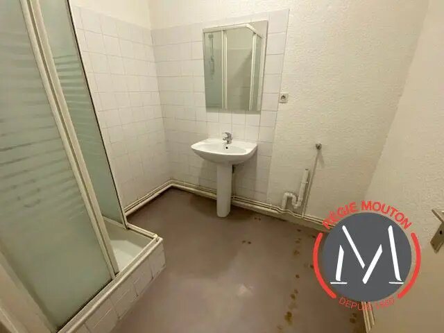 Appartement à louer, 26m², Saint-Étienne