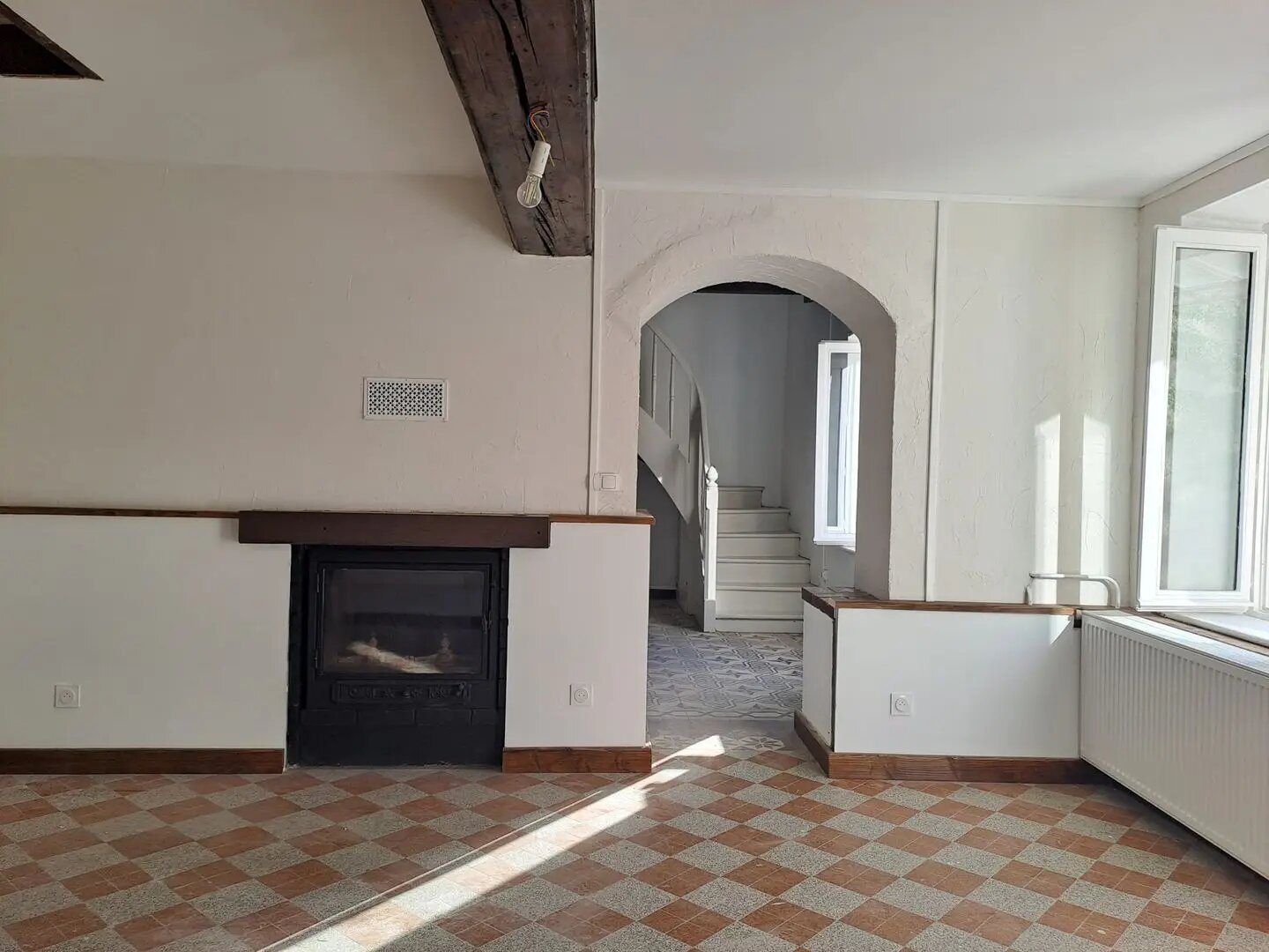 Maison à louer, 205m², Saint-Didier-de-Formans