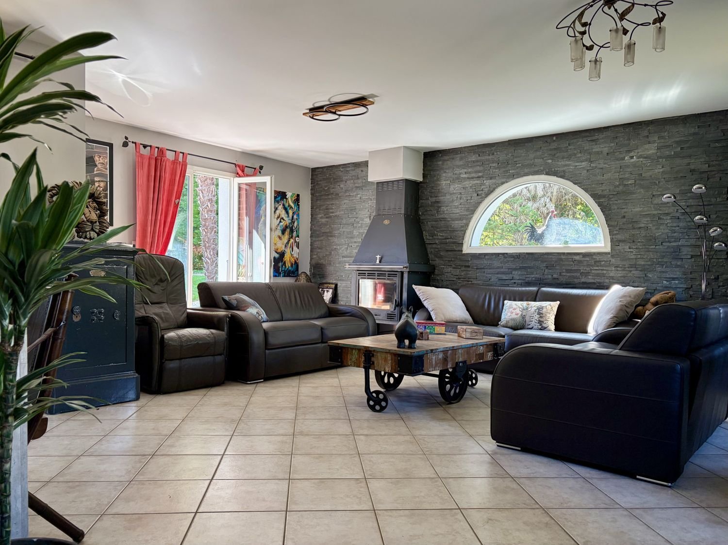 Maison à vendre, 120m², Cailloux-sur-Fontaines