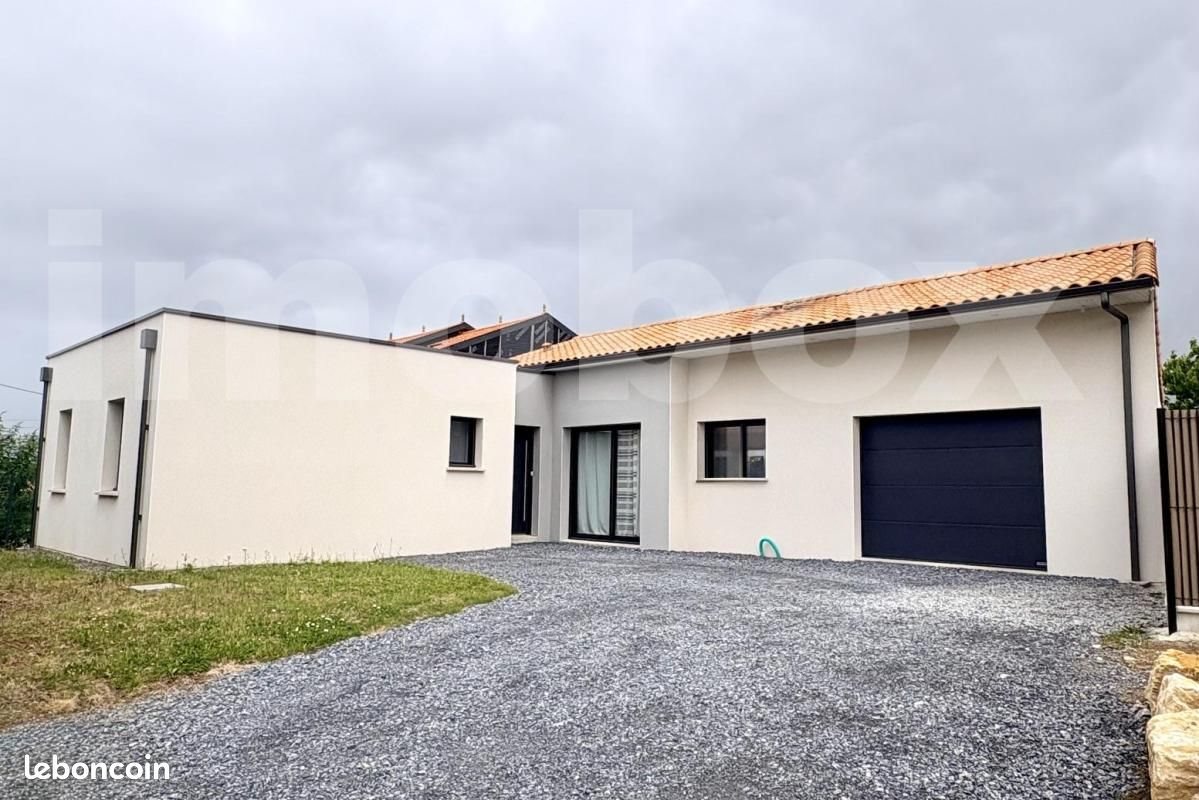 Maison à vendre, 106m², Liré