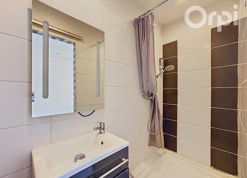 Appartement à louer, 16m², Aulnat
