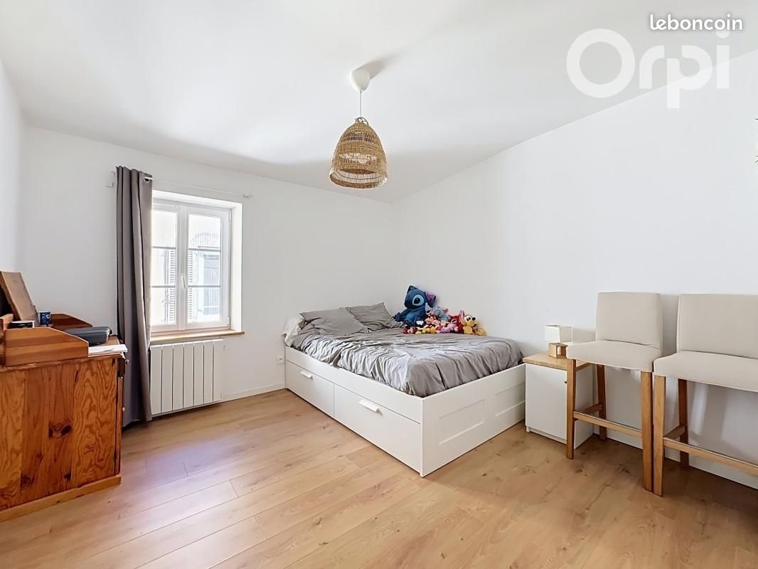 Maison à louer, 104m², Mur-sur-Allier