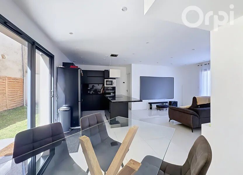 Maison à vendre, 85m², Aulnat