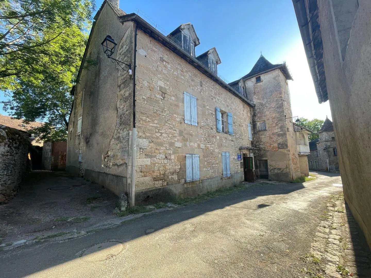 Maison à vendre, 330m², Assier