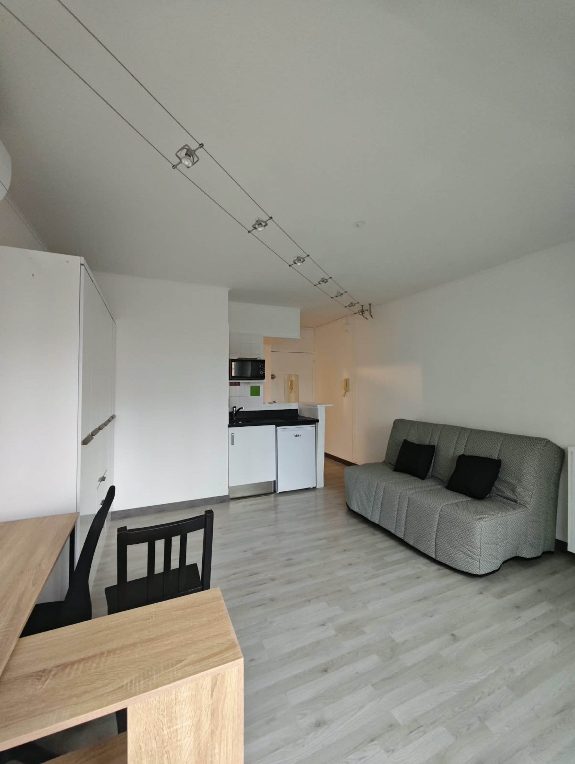 Appartement à louer, 22m², Marseille 5ème