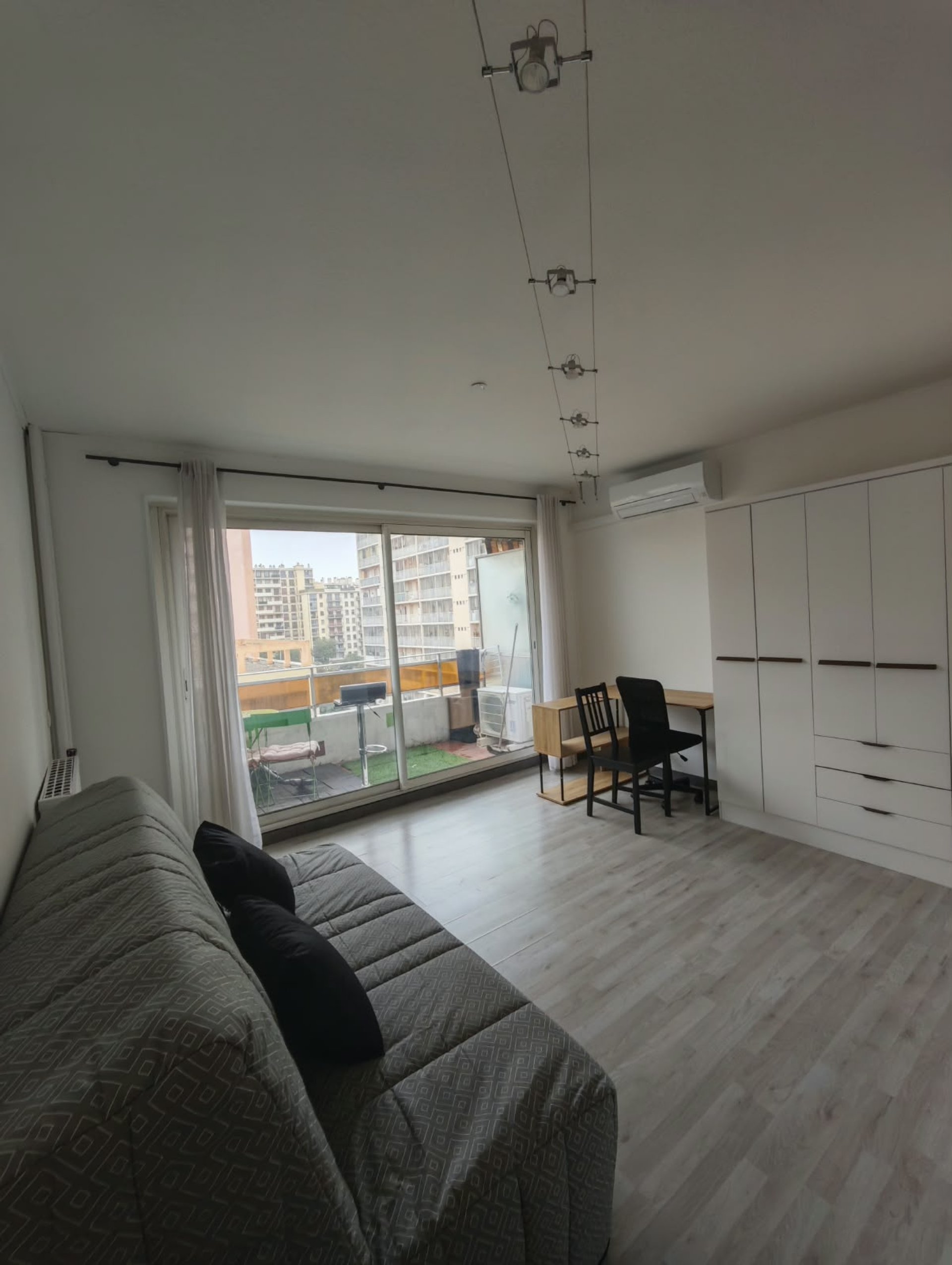 Appartement à louer, 22m², Marseille 5ème