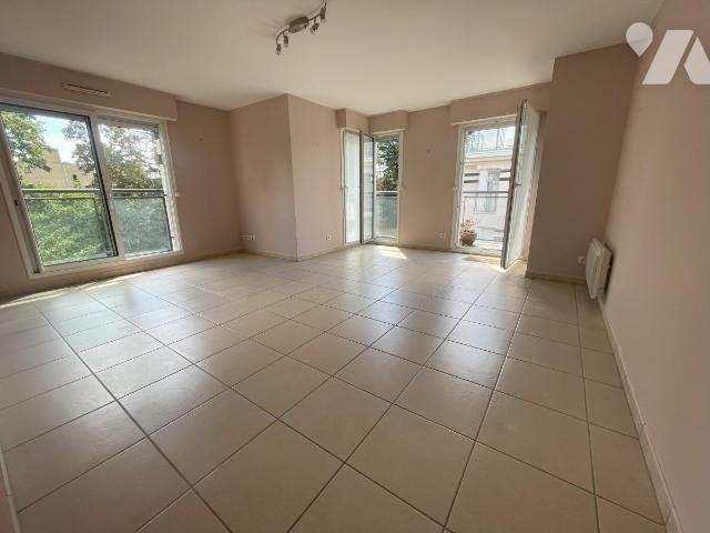 Appartement à louer, 76m², Halluin