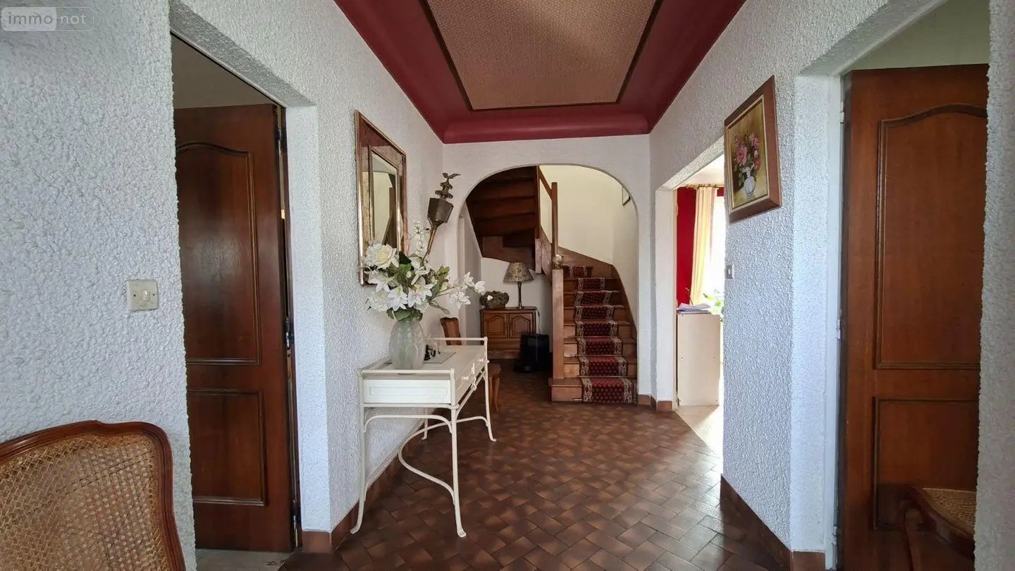Maison à vendre, 193m², Nueil-les-Aubiers