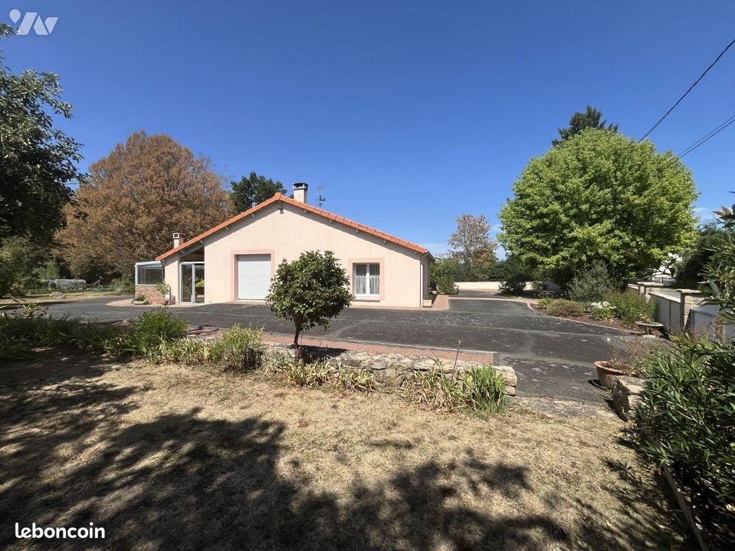 Maison à vendre, 170m², Argentonnay