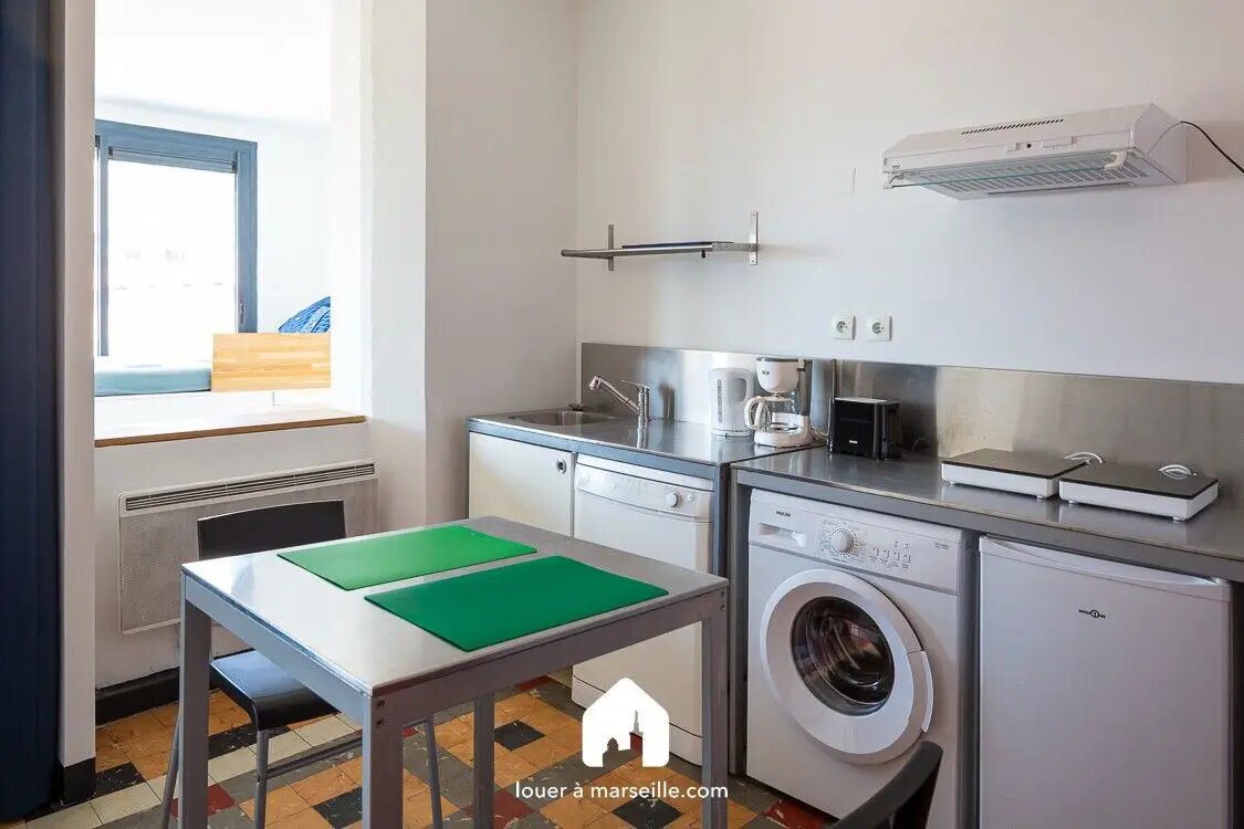 Appartement à louer, 43m², Marseille 8ème