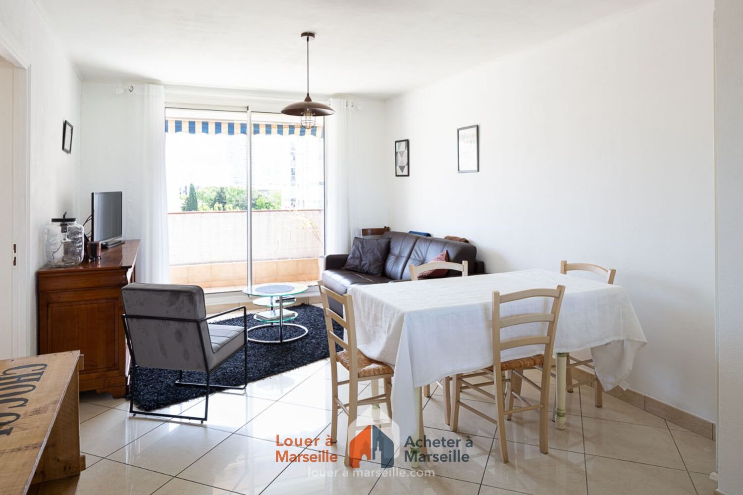Appartement à louer, 69m², Marseille 8ème