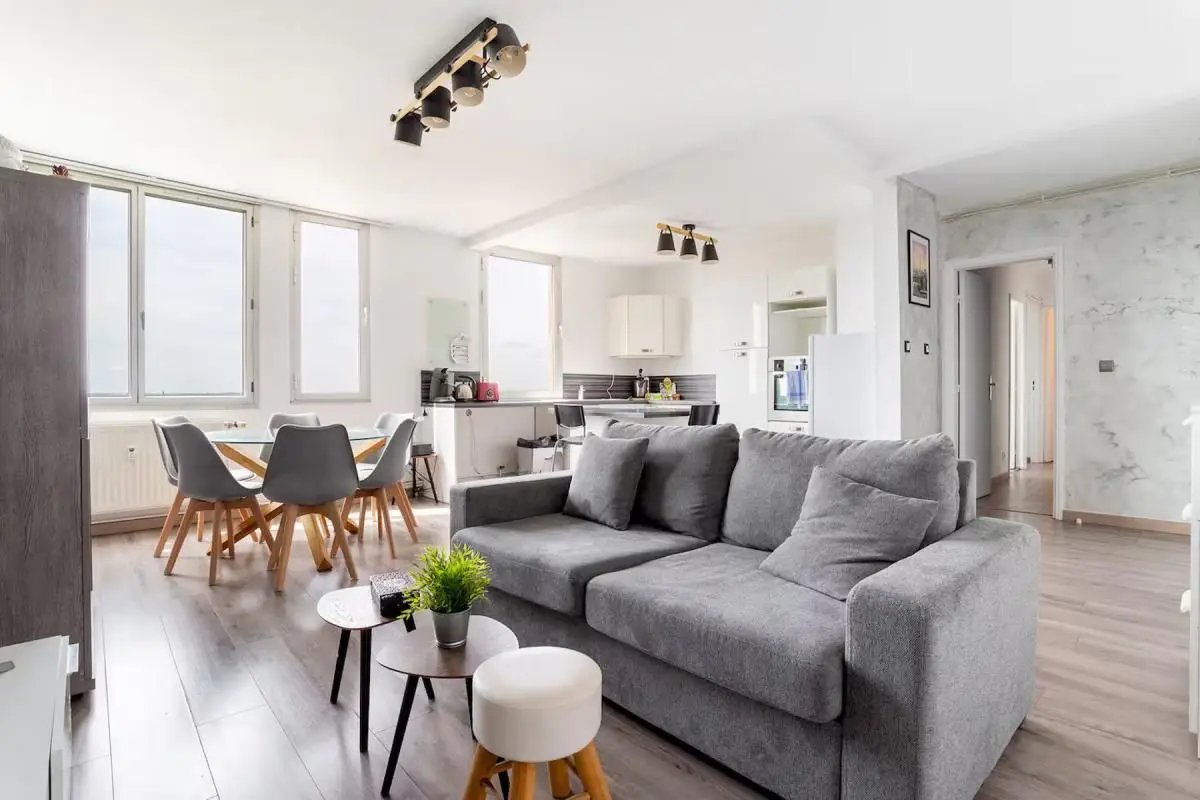 Appartement à louer, 74m², La Madeleine