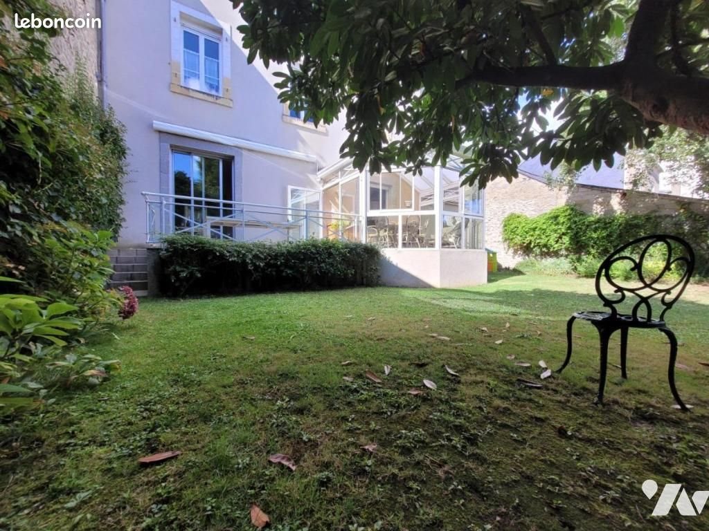 Maison à vendre, 205m², Laval