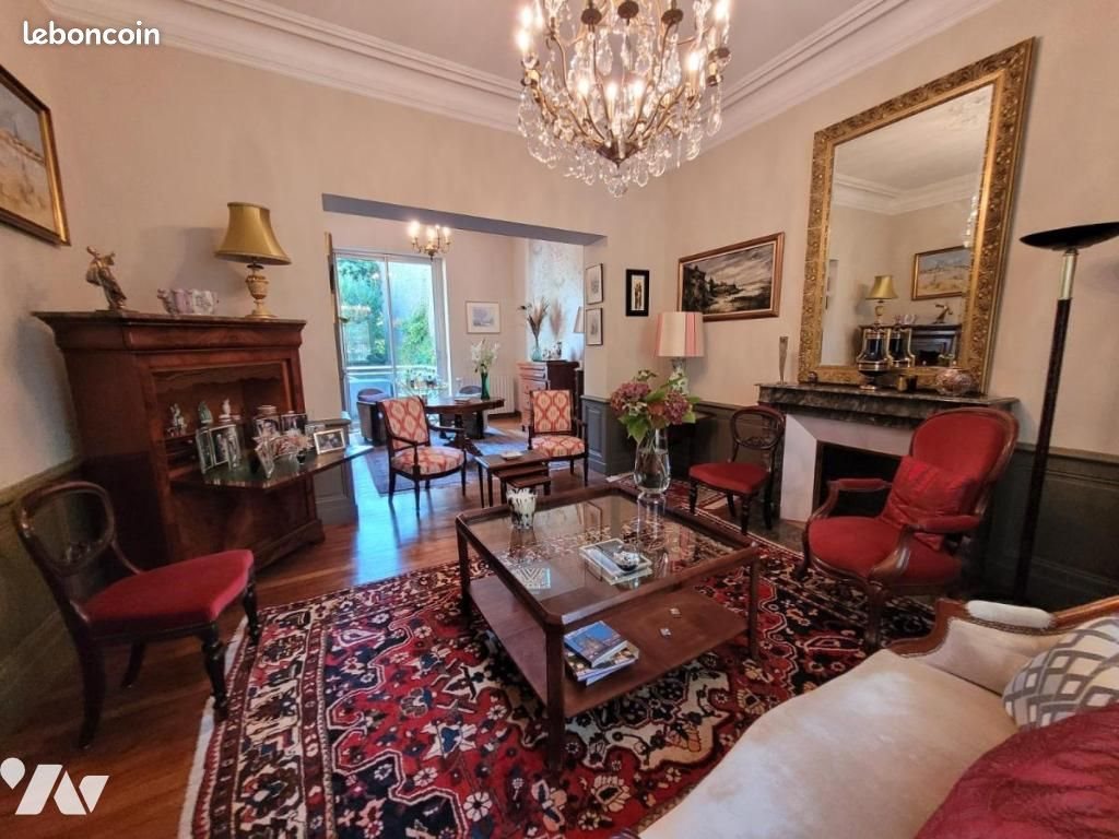 Maison à vendre, 205m², Laval