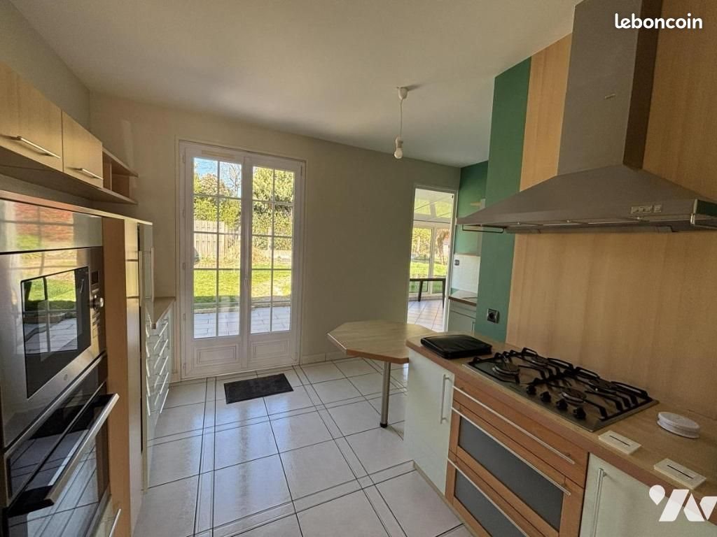 Maison à louer, 98m², Bonchamp-lès-Laval