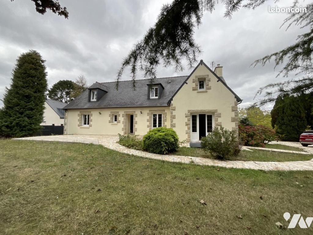 Maison à vendre, 250m², Lanvallay