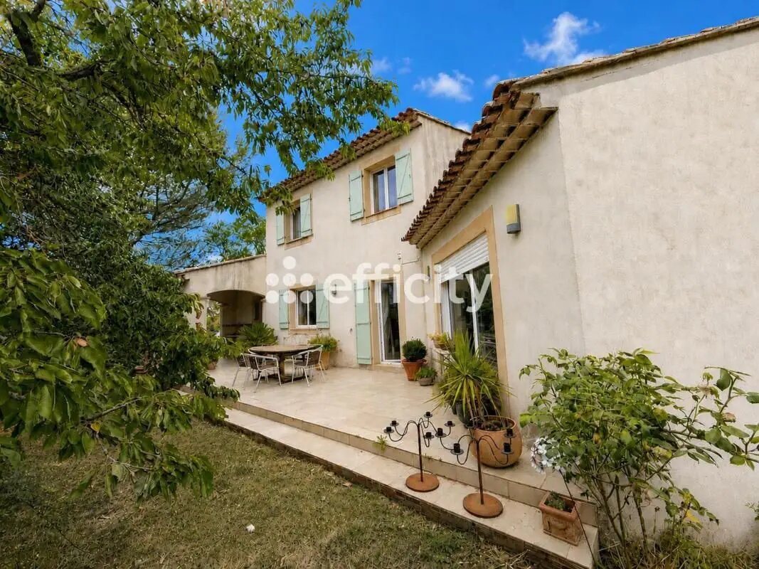 Maison à vendre, 150m², Nans-les-Pins