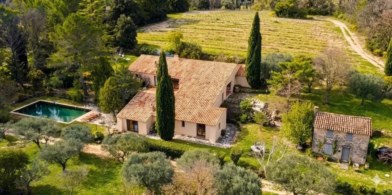 Maison à vendre, 280m², Lorgues