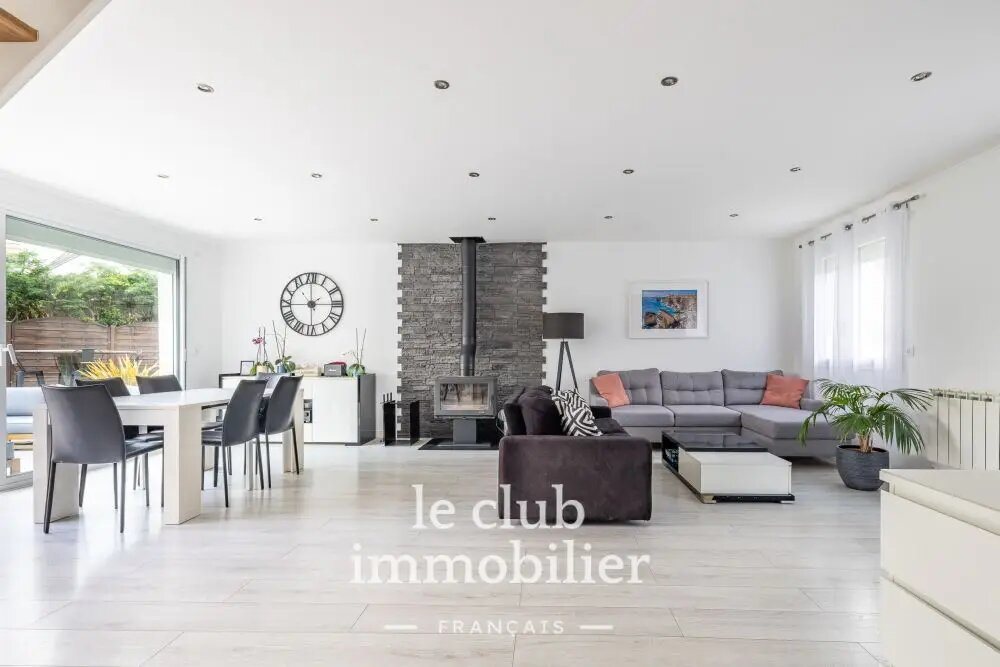 Maison à vendre, 135m², La Norville