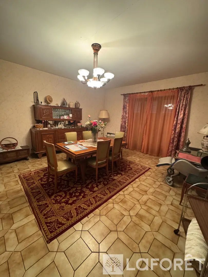 Maison à vendre, 130m², Sainte-Gauburge-Sainte-Colombe