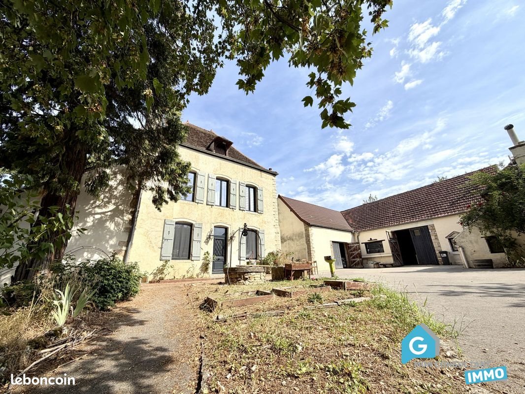 Maison à vendre, 143m², Demigny