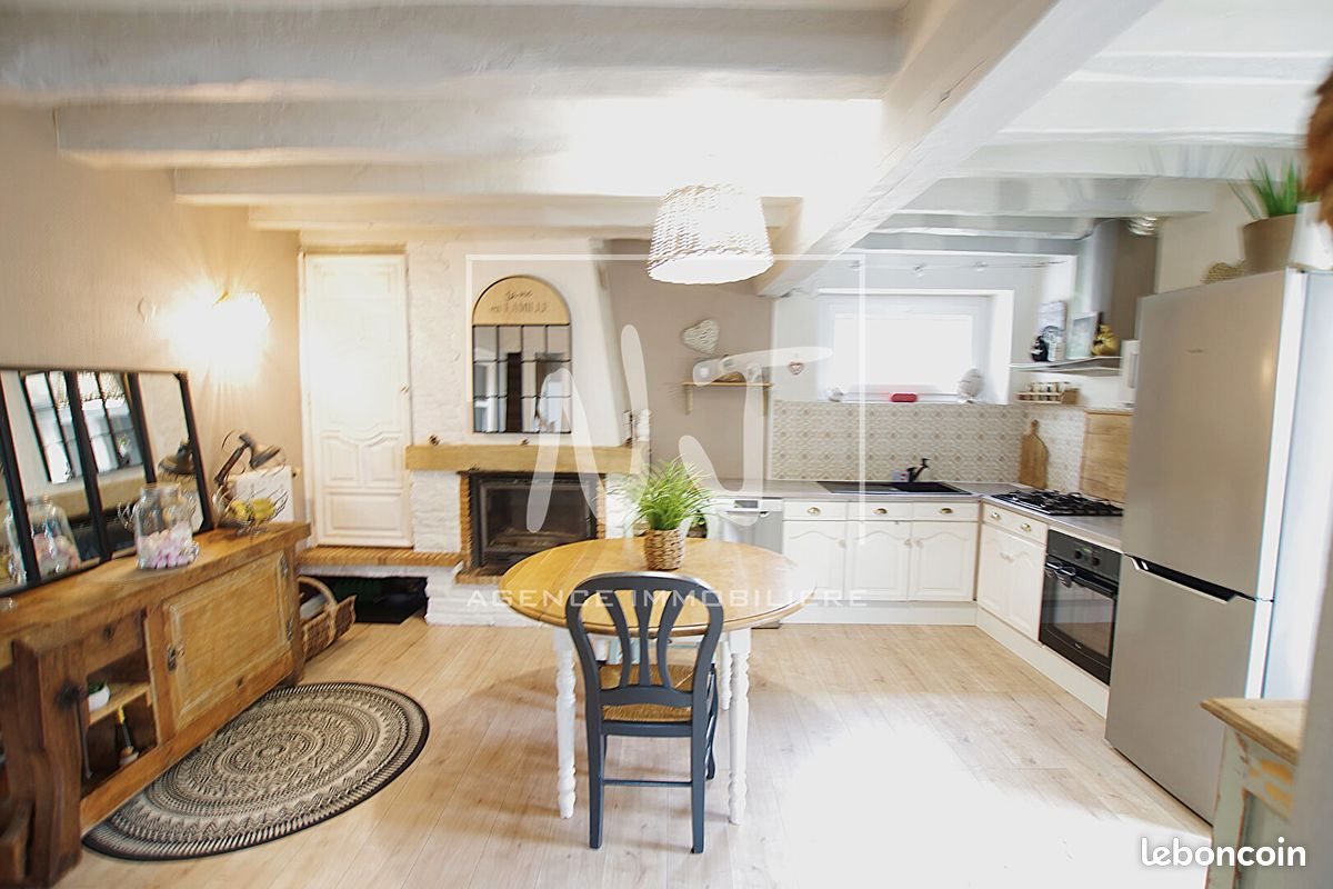 Maison à vendre, 119m², Soulaire-et-Bourg