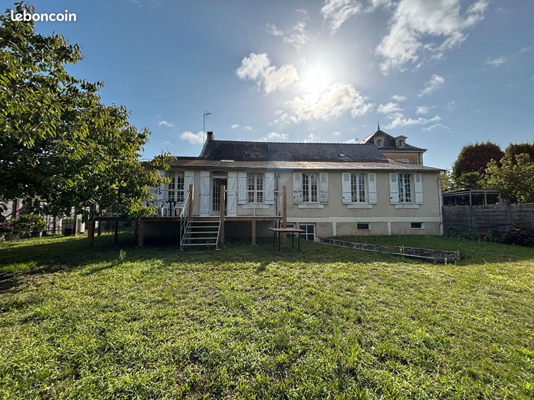 Maison à vendre, 132m², Seiches-sur-le-Loir