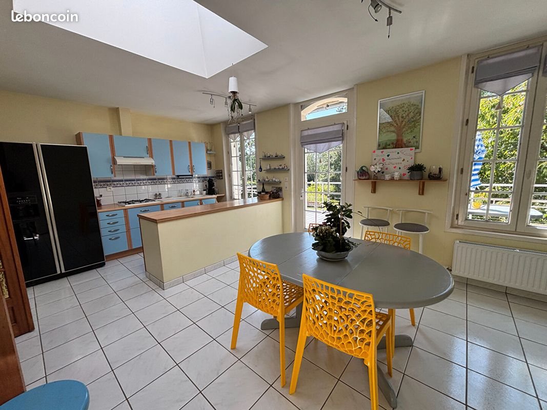 Maison à vendre, 132m², Seiches-sur-le-Loir