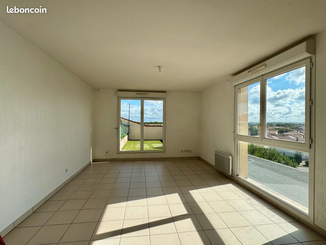 Appartement à louer, 60m², Eaunes