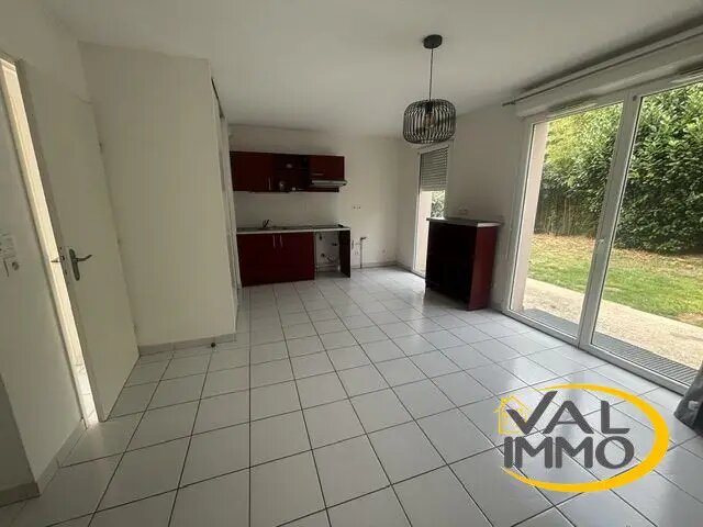 Maison à louer, 62m², Roquettes
