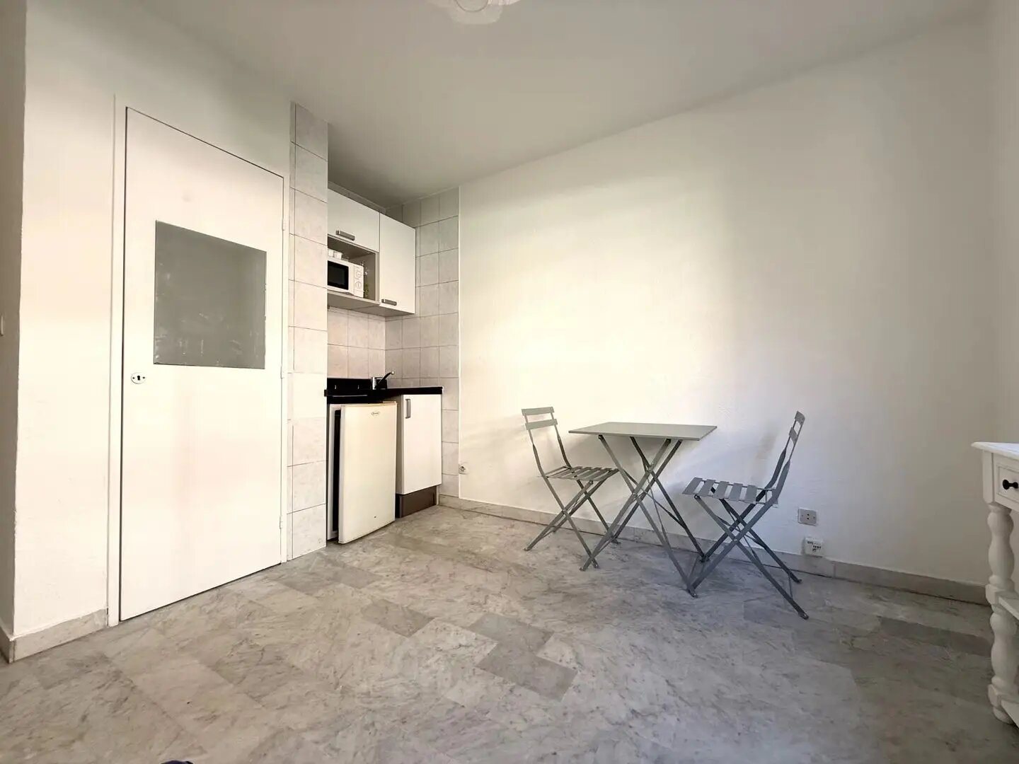 Appartement à louer, 17m², Nice