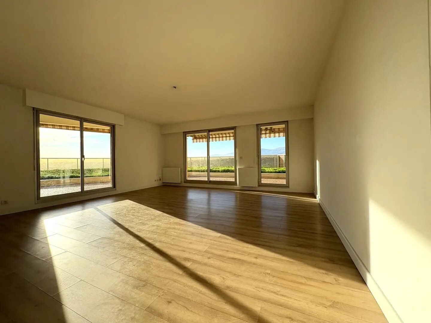 Appartement à louer, 98m², Nice