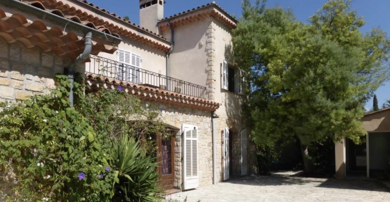 Appartement à vendre, 83m², Mouans-Sartoux