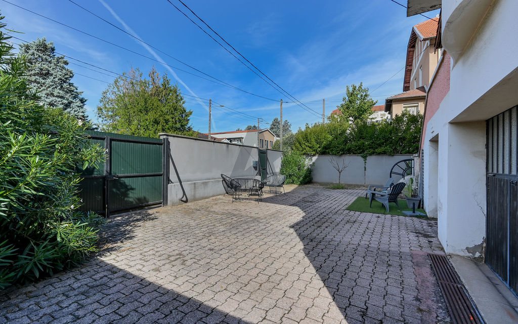 Maison à vendre, 180m², Champagne-au-Mont-d'Or