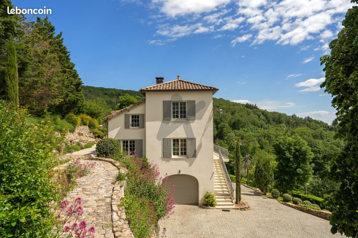 Maison à vendre, 337m², Limonest
