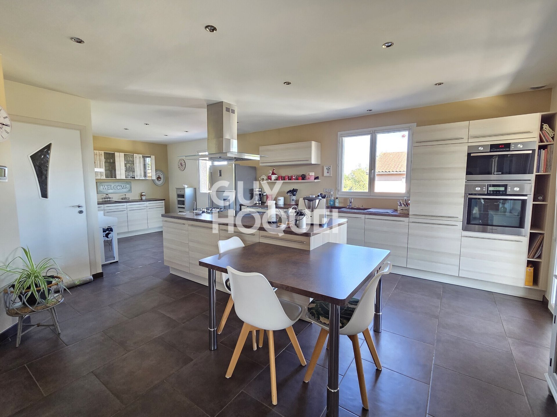 Maison à vendre, 171m², Dracé