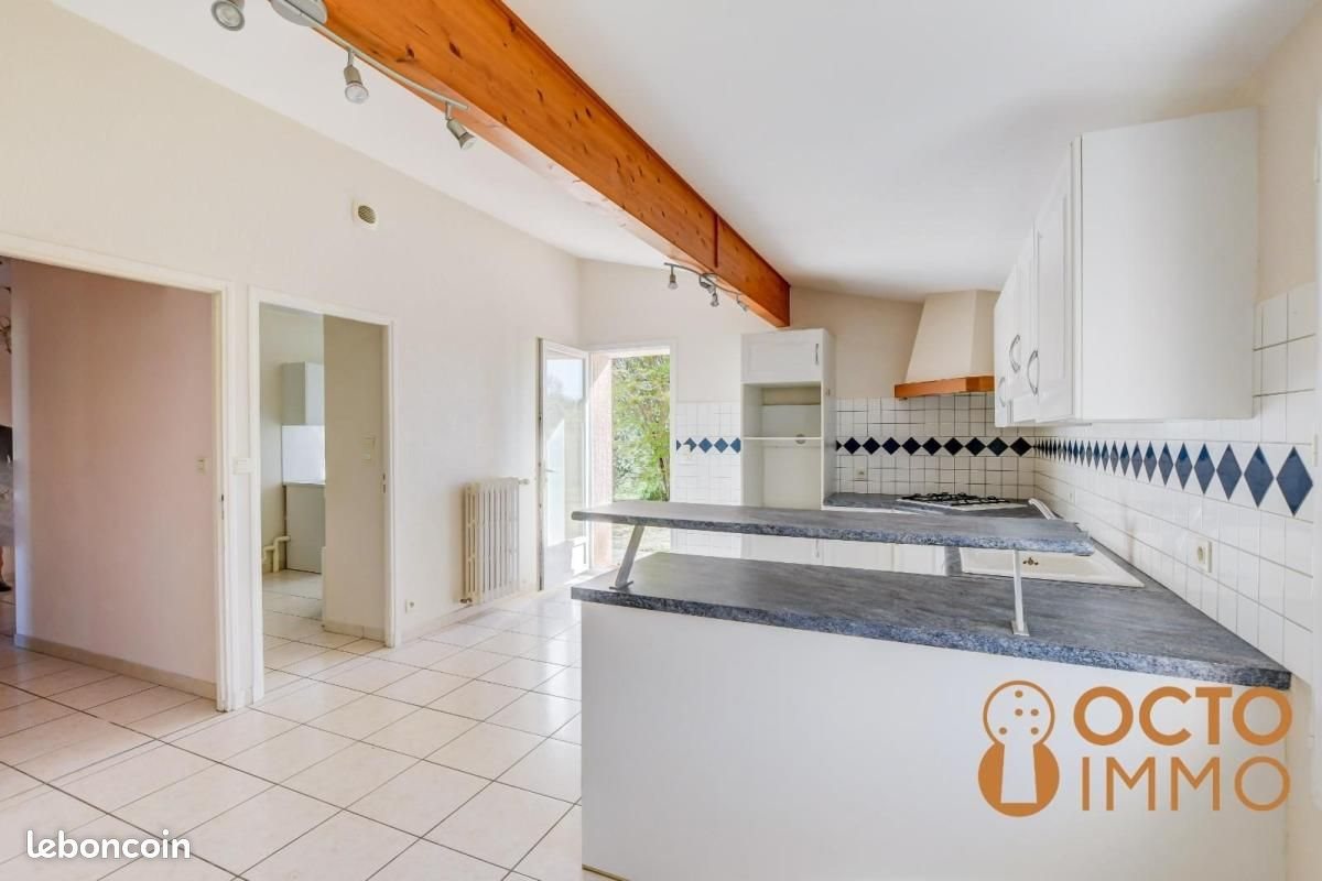Maison à louer, 140m², Belberaud