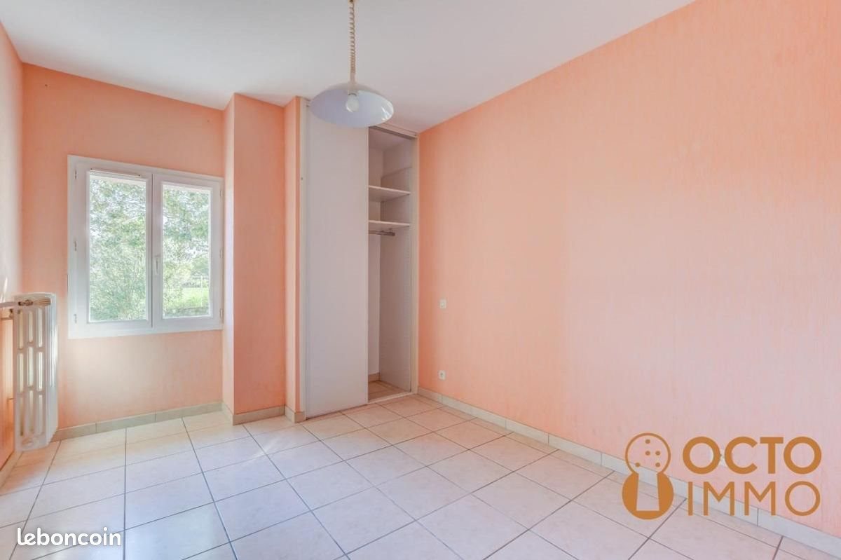 Maison à louer, 140m², Belberaud