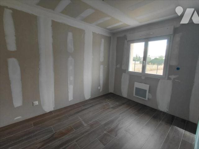 Maison à louer, 74m², Breteuil