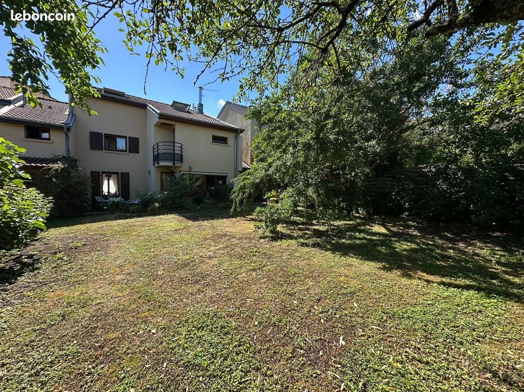 Maison à vendre, 142m², Saint-Max