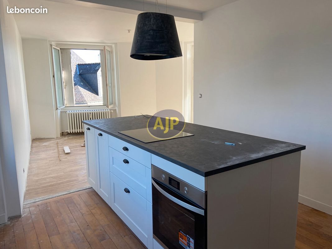 Appartement à louer, 85m², Rohan