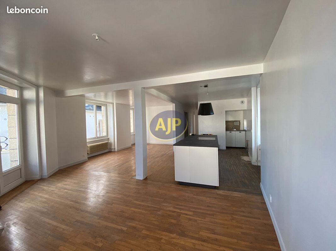 Appartement à louer, 87m², Rohan