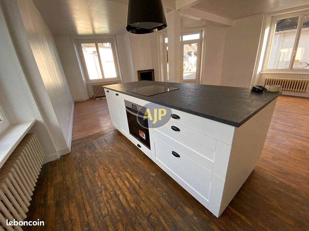 Appartement à louer, 87m², Rohan