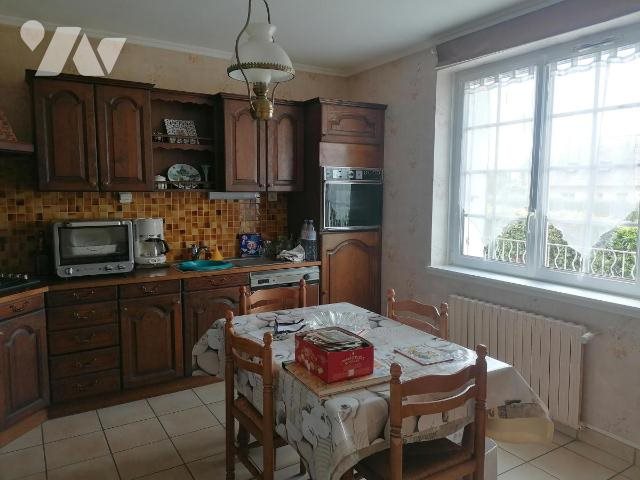 Maison à vendre, 126m², Saint-Vougay
